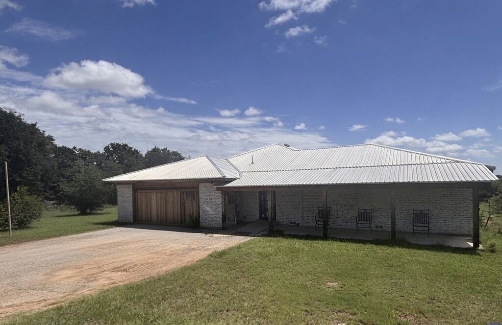 5355 Banks Road, Fort Worth, TX 76140 — photo 1