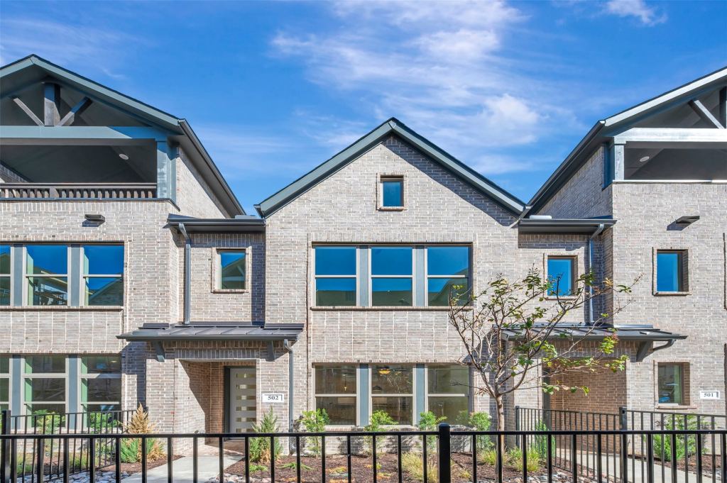 4827 Fuller Court 502