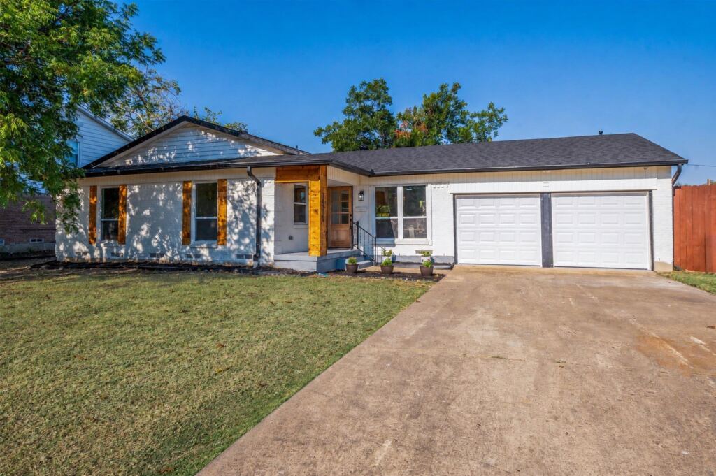 14517 Dennis Lane, Farmers Branch, TX 75234 — photo 1