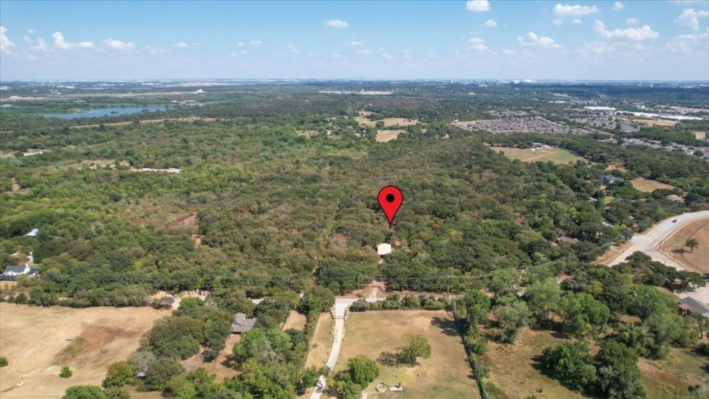 427 Cooks Lane, Fort Worth, TX 76120 — photo 1