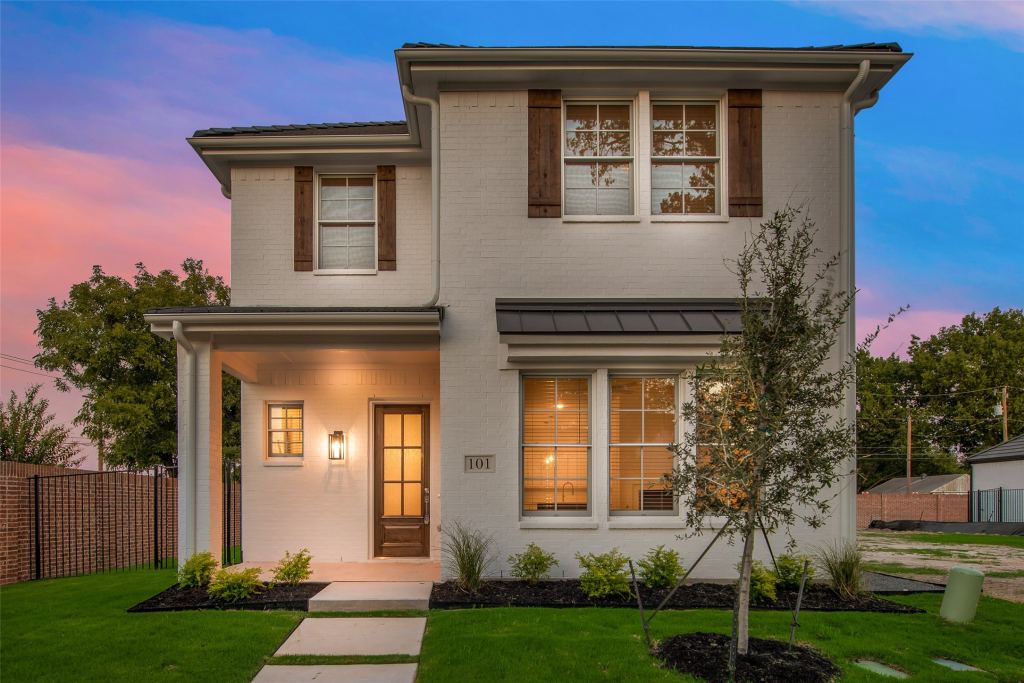 101 Magnolia Lane, Westworth Village, TX 76114 — photo 1