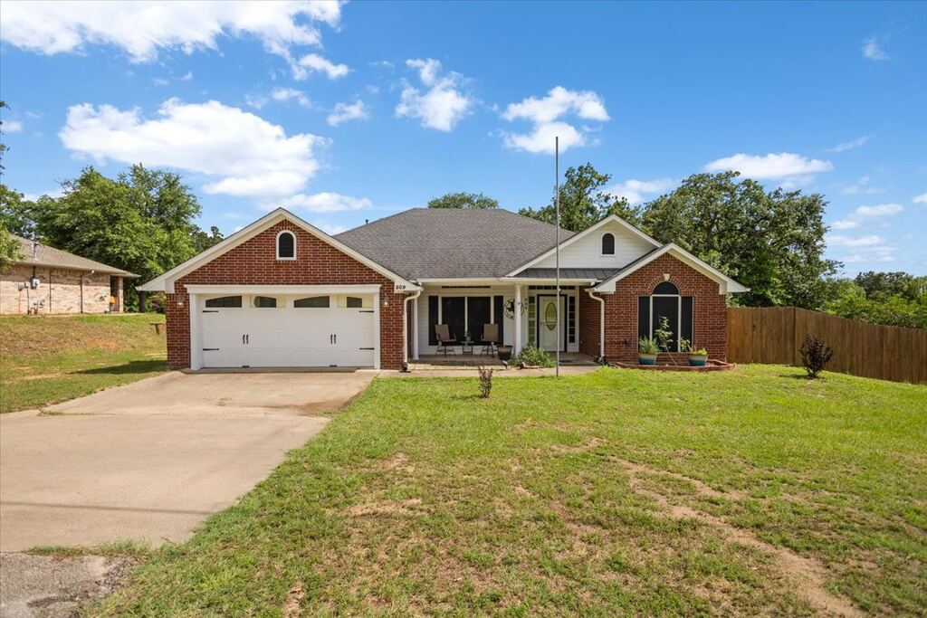 809 Jack Drive, Lindale, TX 75771 — photo 1