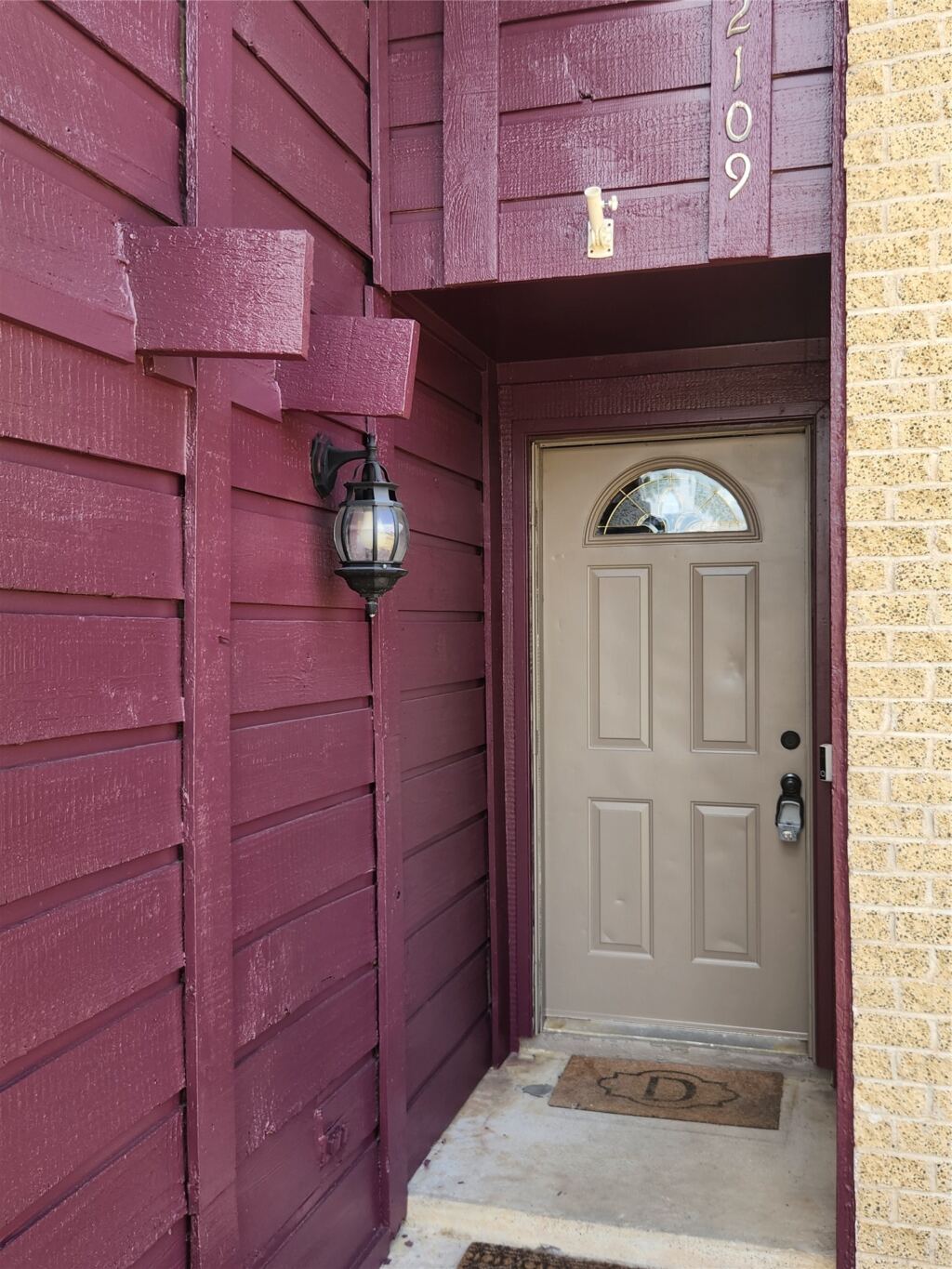 2109 Overglen Drive
