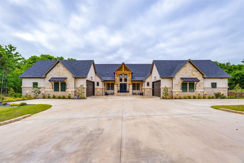 704 Palisades Drive, Gordonville, TX 76245 — photo 1