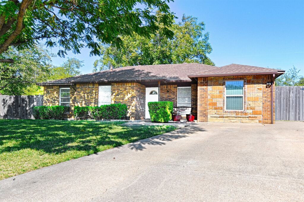 305 Tejas Drive, Glenn Heights, TX 75154 — photo 1