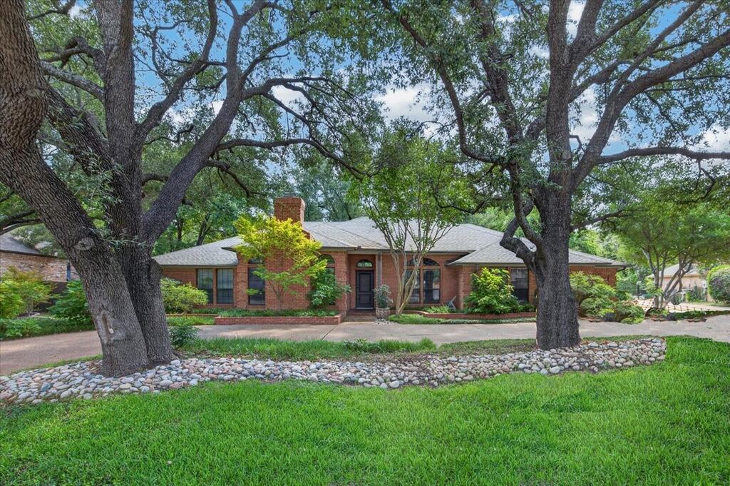3613 Ridglea Country Club Drive, Fort Worth, TX 76116 — photo 1