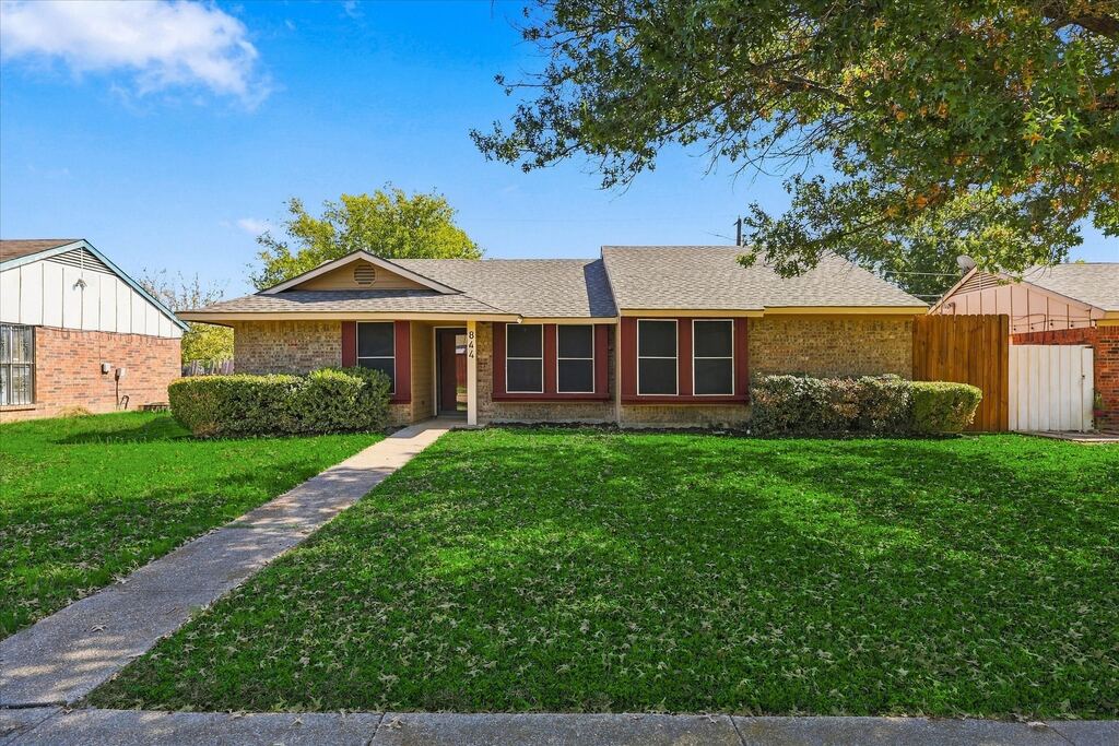 844 Woodrock Drive, Dallas, TX 75217 — photo 1
