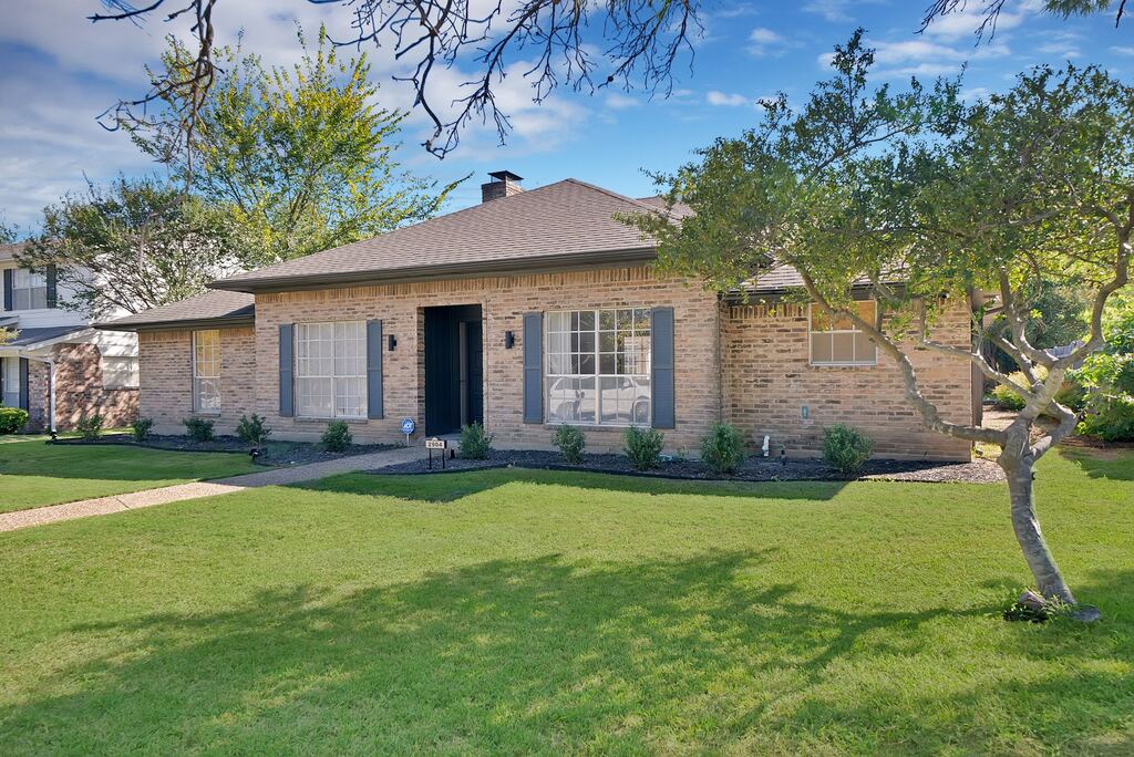 2904 Laurel Lane