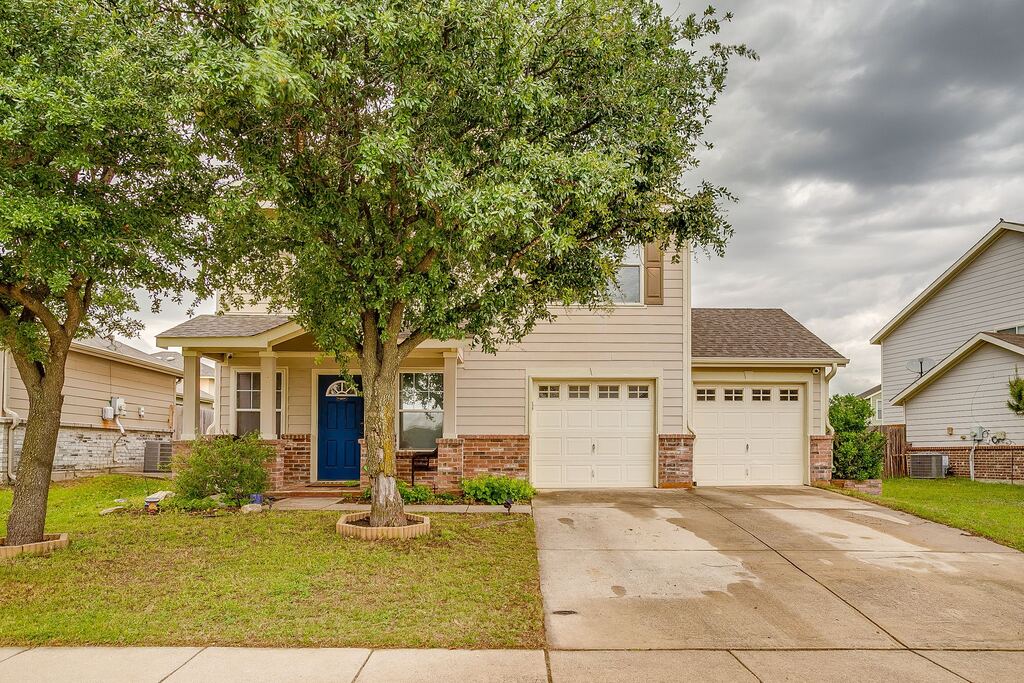 3028 Wakecrest Drive, Fort Worth, TX 76108 — photo 1