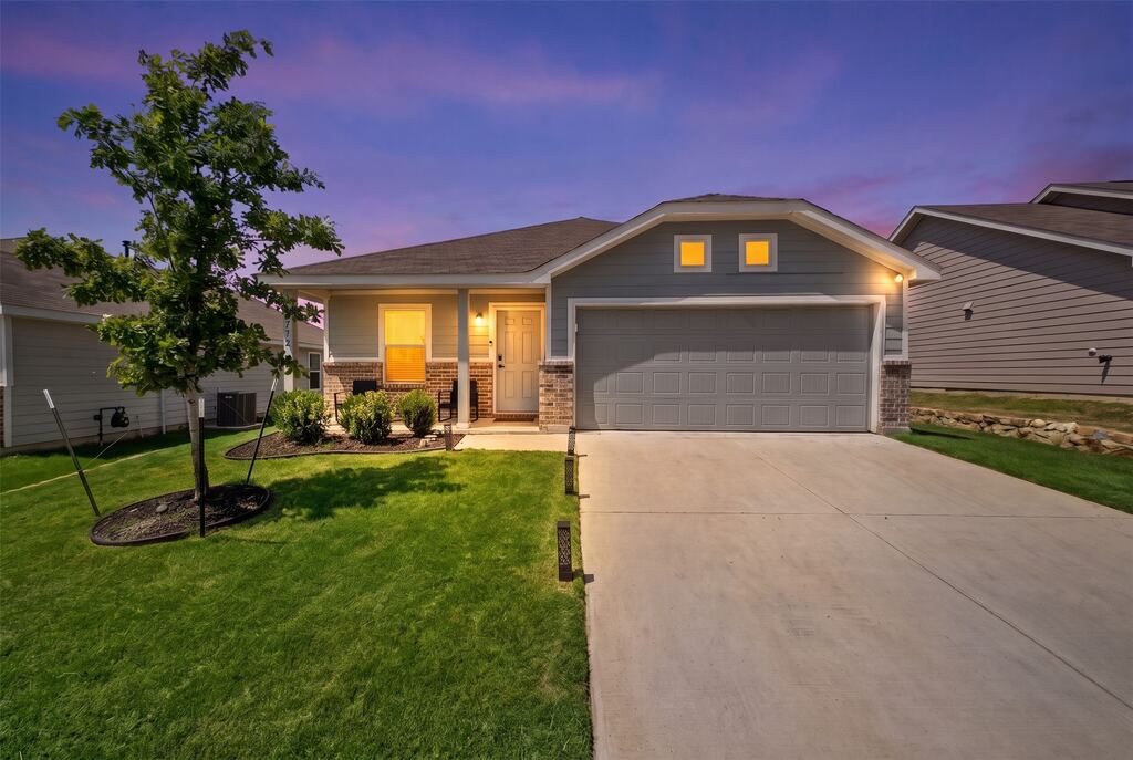 2712 Starwater Drive, Fort Worth, TX 76179 — photo 1