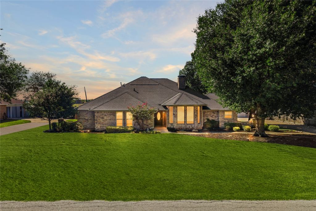206 Cripple Creek Road, Glenn Heights, TX 75154 — photo 1