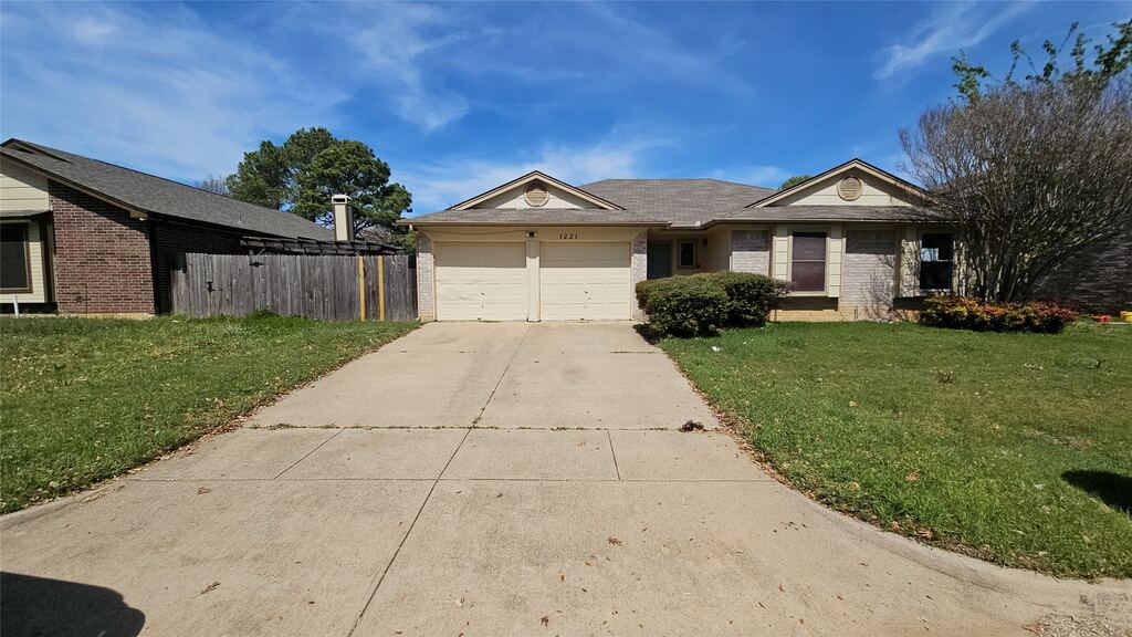 1221 Nicole Way, Fort Worth, TX 76028 — photo 1
