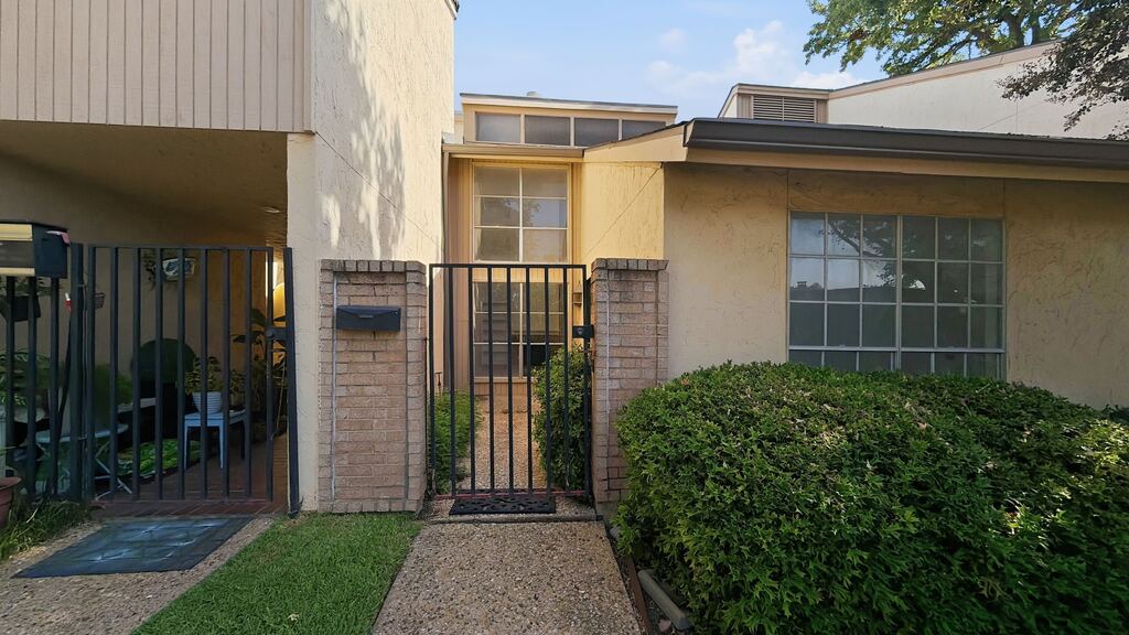 12550 Fireglow Walk, Dallas, TX 75243 — photo 1