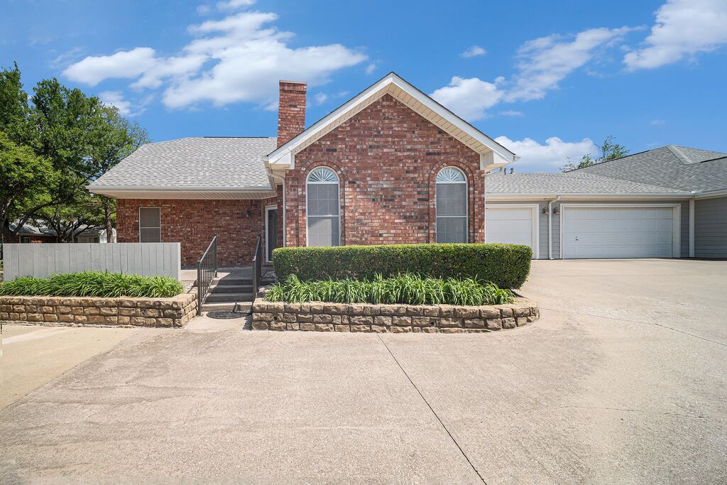 6127 Welden Court