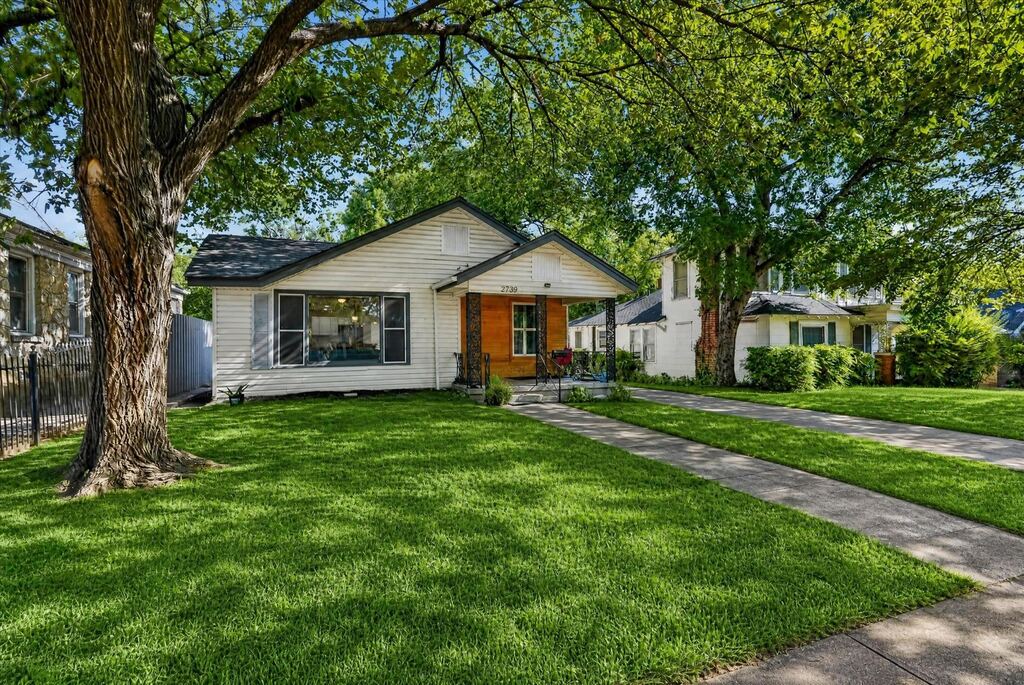 2739 Kingston Street, Dallas, TX 75211 — photo 1