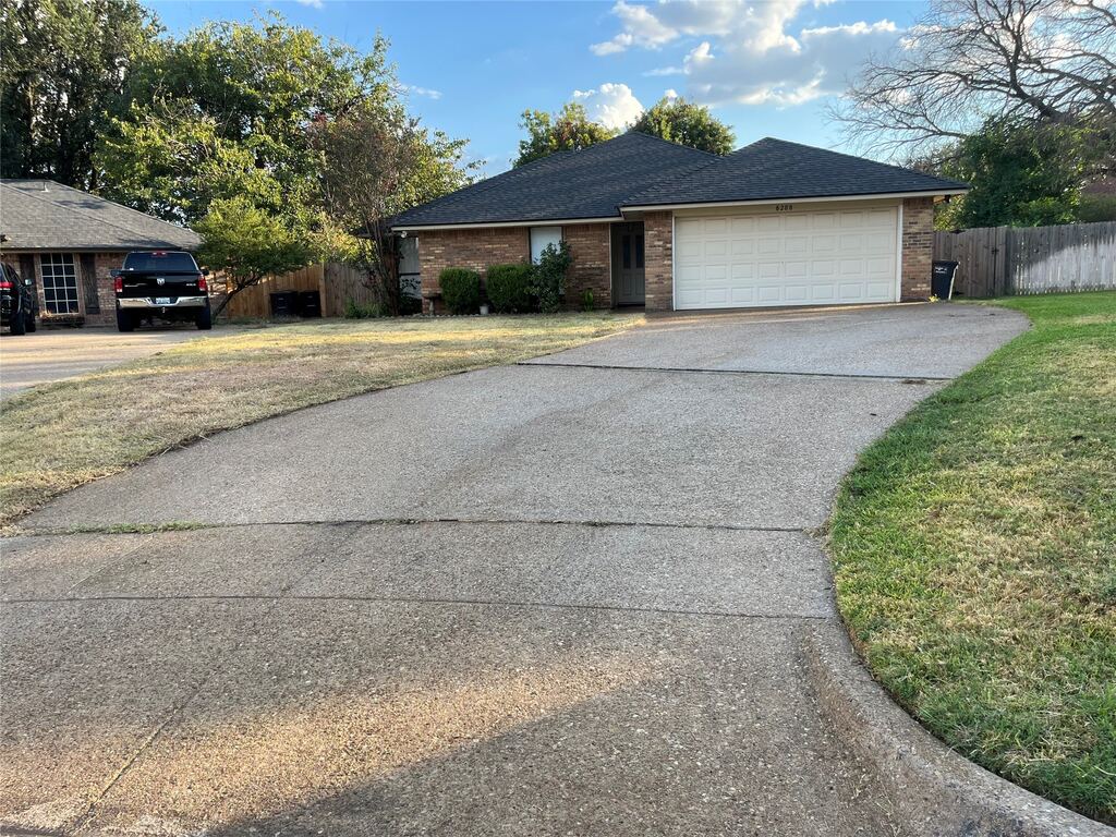 8208 Alsace Court, Fort Worth, TX 76134 — photo 1