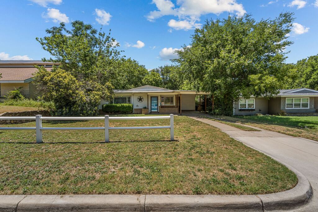 4509 Donnelly Avenue, Fort Worth, TX 76107 — photo 1