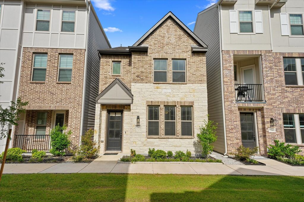 7562 Edgeware Road, Dallas, TX 75228 — photo 1
