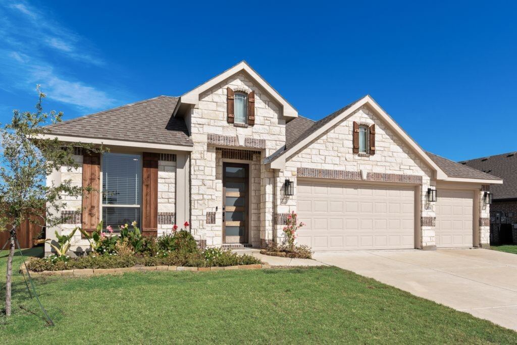 208 Shady Bank Way