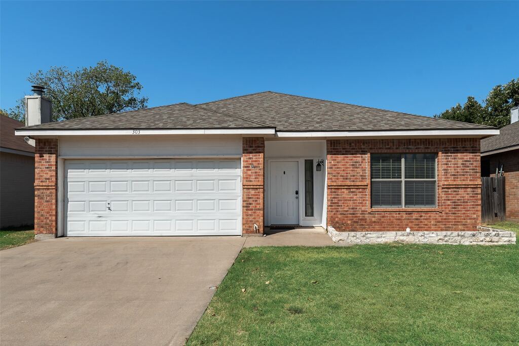 303 Texas Drive, Lake Dallas, TX 75065 — photo 1