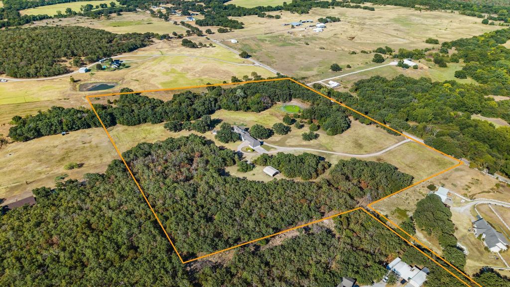 872 County Road 1670, Alvord, TX 76225 — photo 1