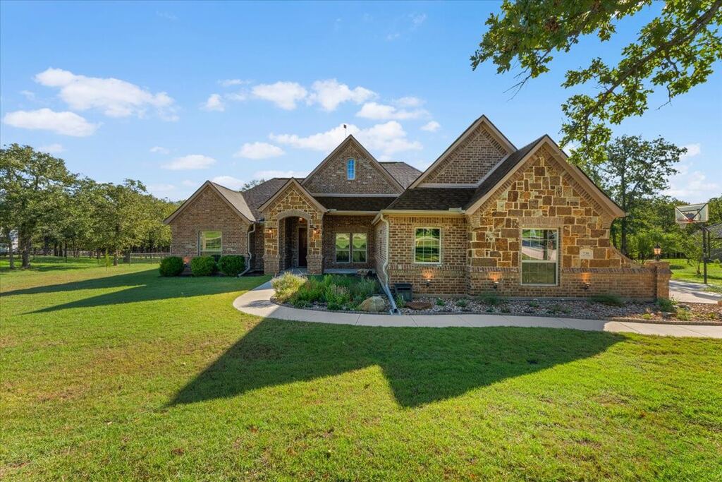 730 County Road 3355, Paradise, TX 76073 — photo 1