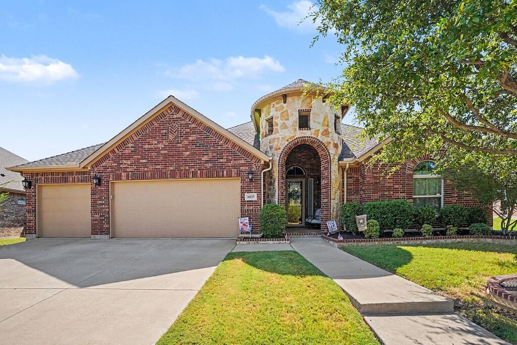 6825 San Antonio Drive, Fort Worth, TX 76131 — photo 1