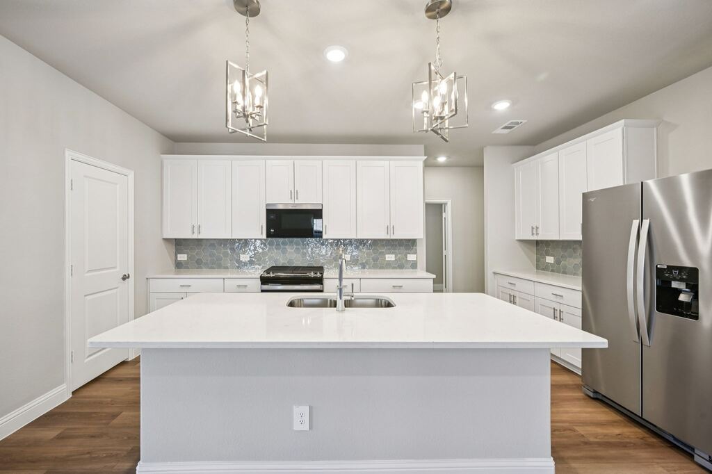 10929 Cottonbowl Drive, Fort Worth, TX 76179 — photo 1
