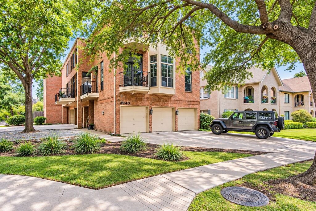 3940 Hawthorne Avenue 6, Dallas, TX 75219 — photo 1