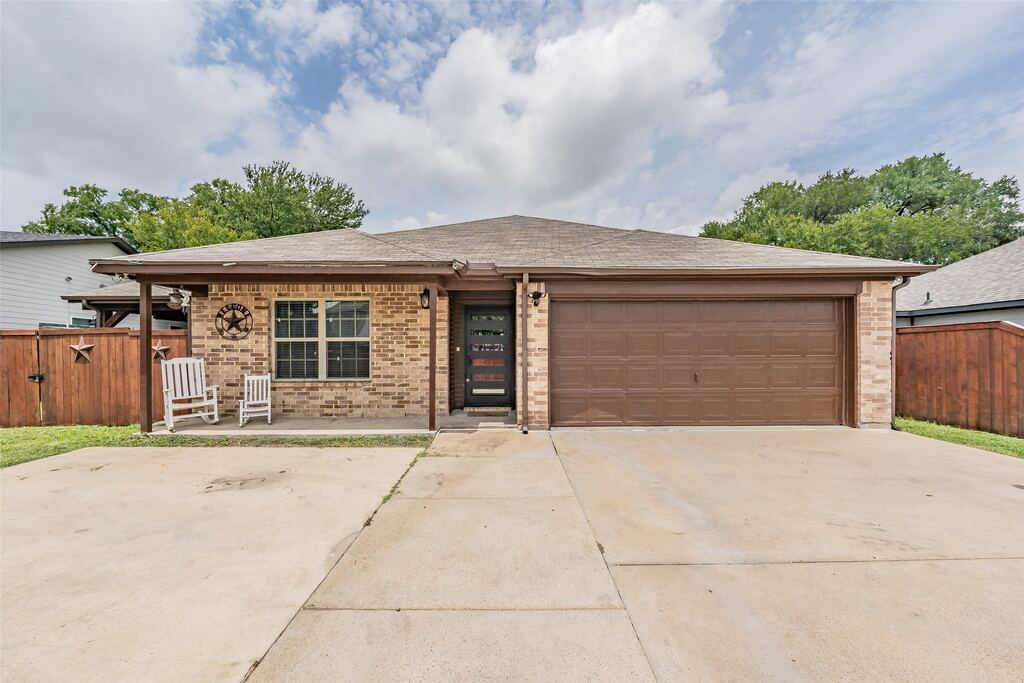 8015 Leigh Ann Drive, Dallas, TX 75232 — photo 1