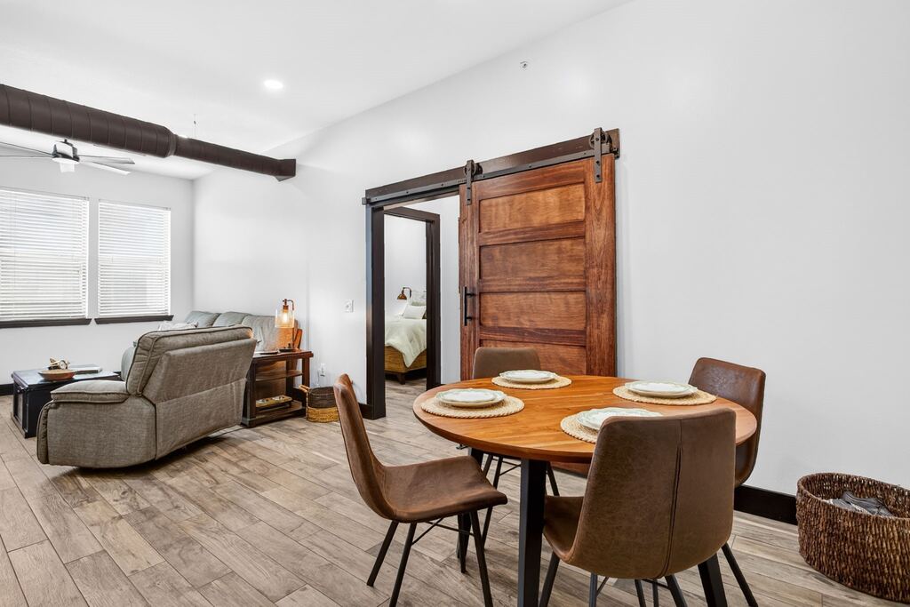 201 W Lancaster Avenue 421, Fort Worth, TX 76102 — photo 1