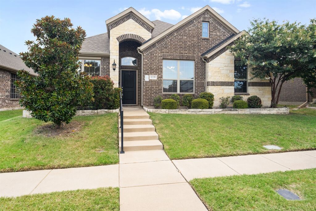 119 Happy Lane, Red Oak, TX 75154 — photo 1