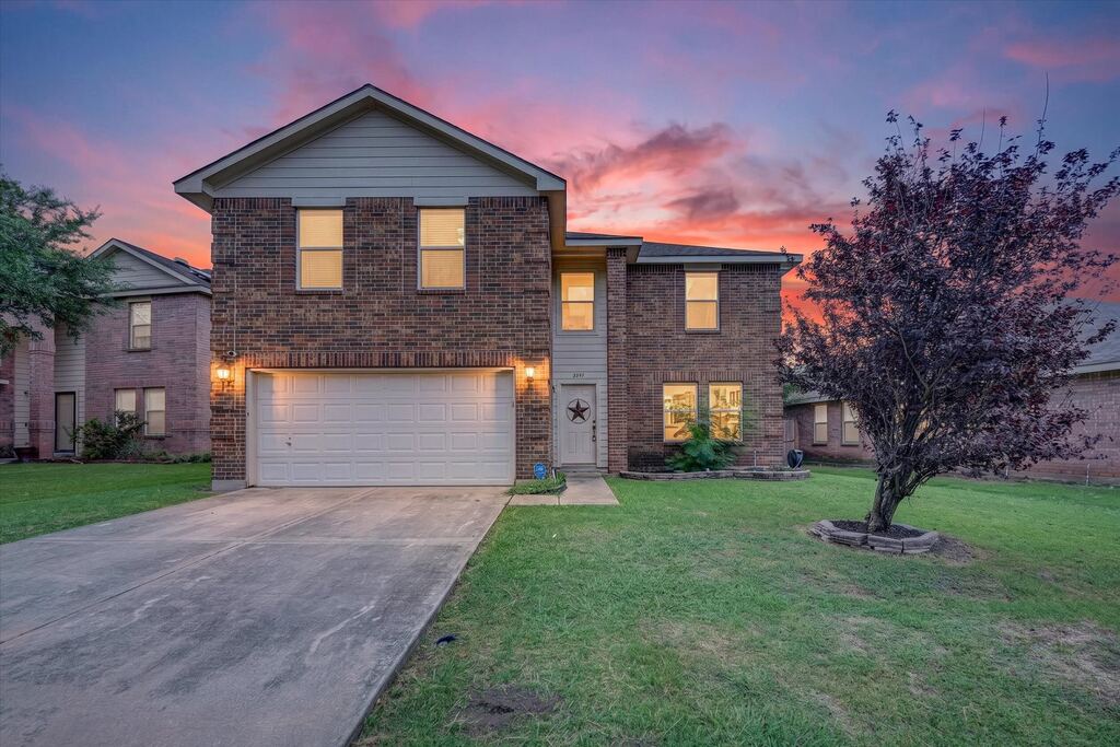 4617 Waterford, Fort Worth, TX 76179 — photo 1