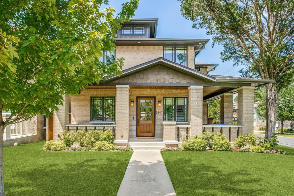 5847 Palo Pinto Avenue
