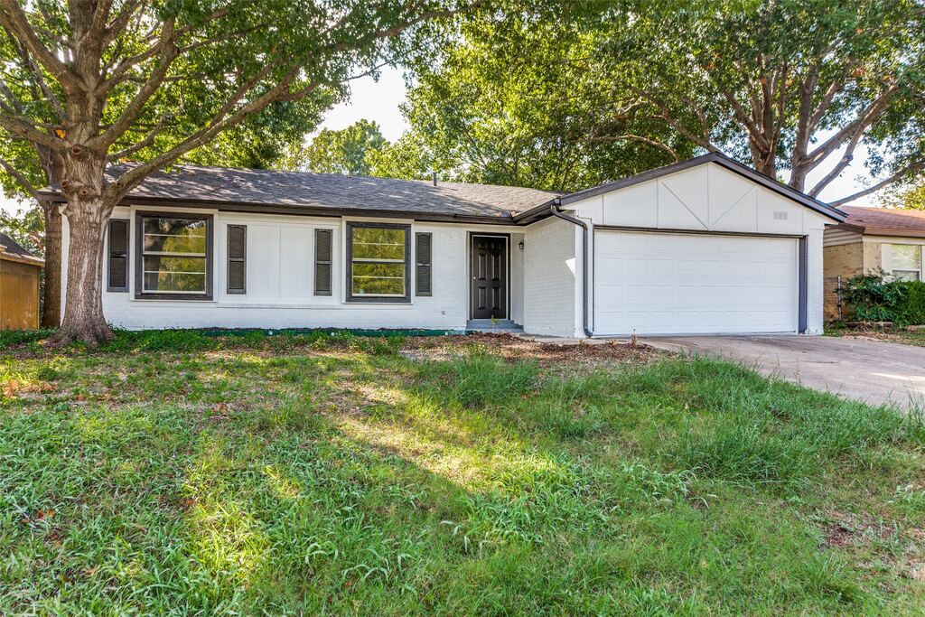 545 Panay Way Drive, Fort Worth, TX 76108 — photo 1