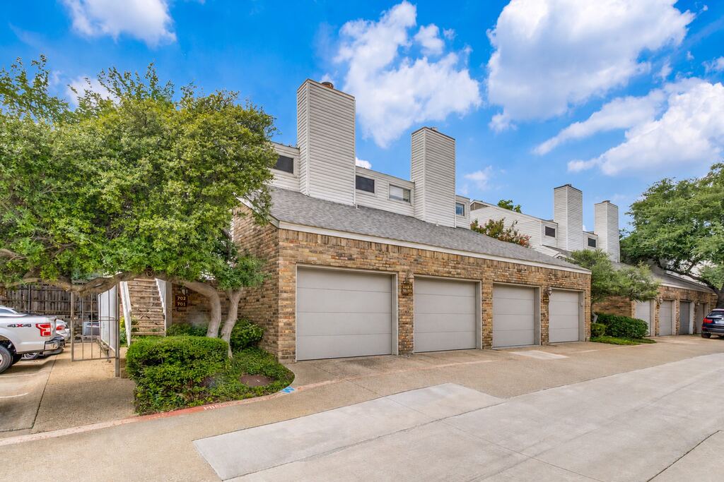 7340 Skillman Street 702, Dallas, TX 75231 — photo 1