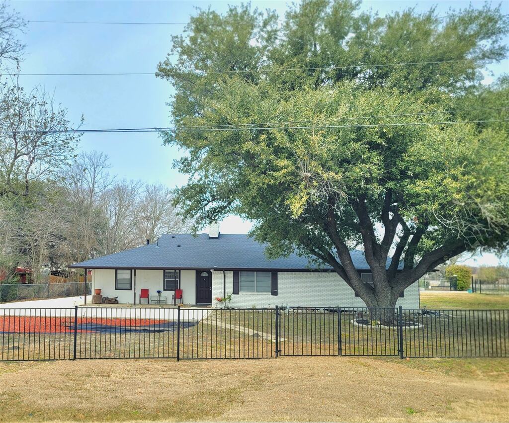 115 Rebecca Road, Sunnyvale, TX 75182 — photo 1