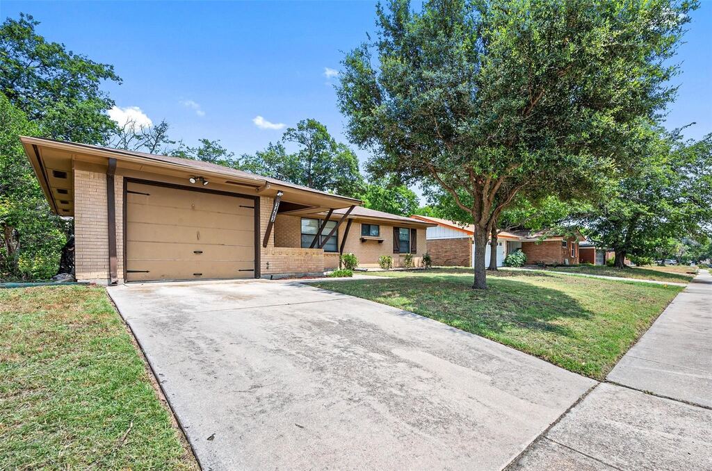 3463 Paint Trail, Fort Worth, TX 76116 — photo 1