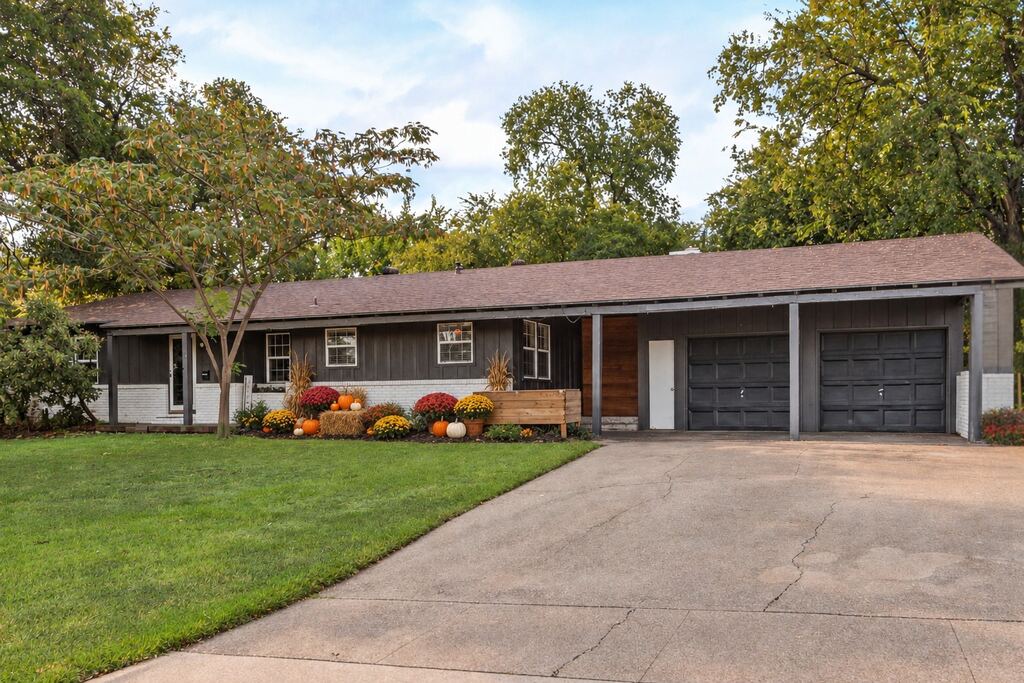 6555 Calmont Avenue, Fort Worth, TX 76116 — photo 1