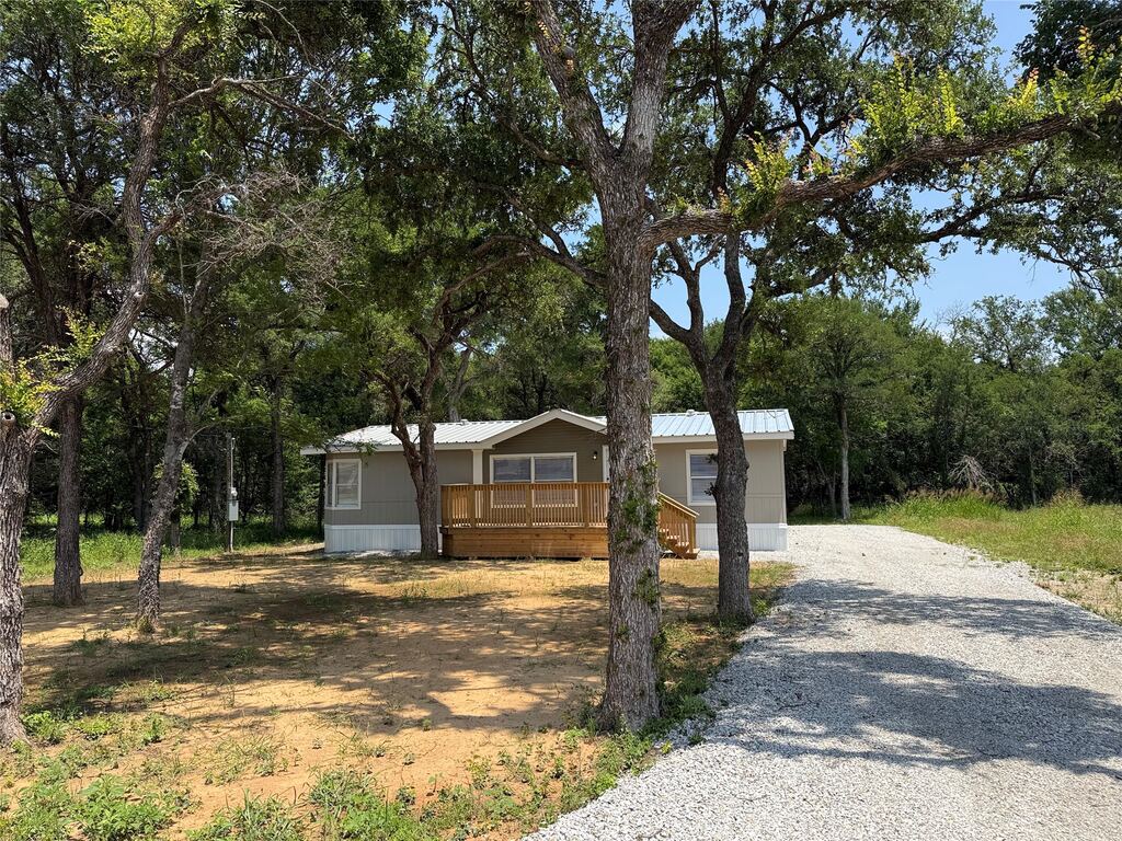 111 Shady Springs Drive, Bridgeport, TX 76426 — photo 1