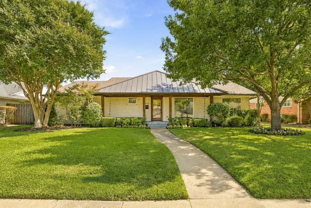 6828 Santa Maria Lane, Dallas, TX 75214 — photo 1