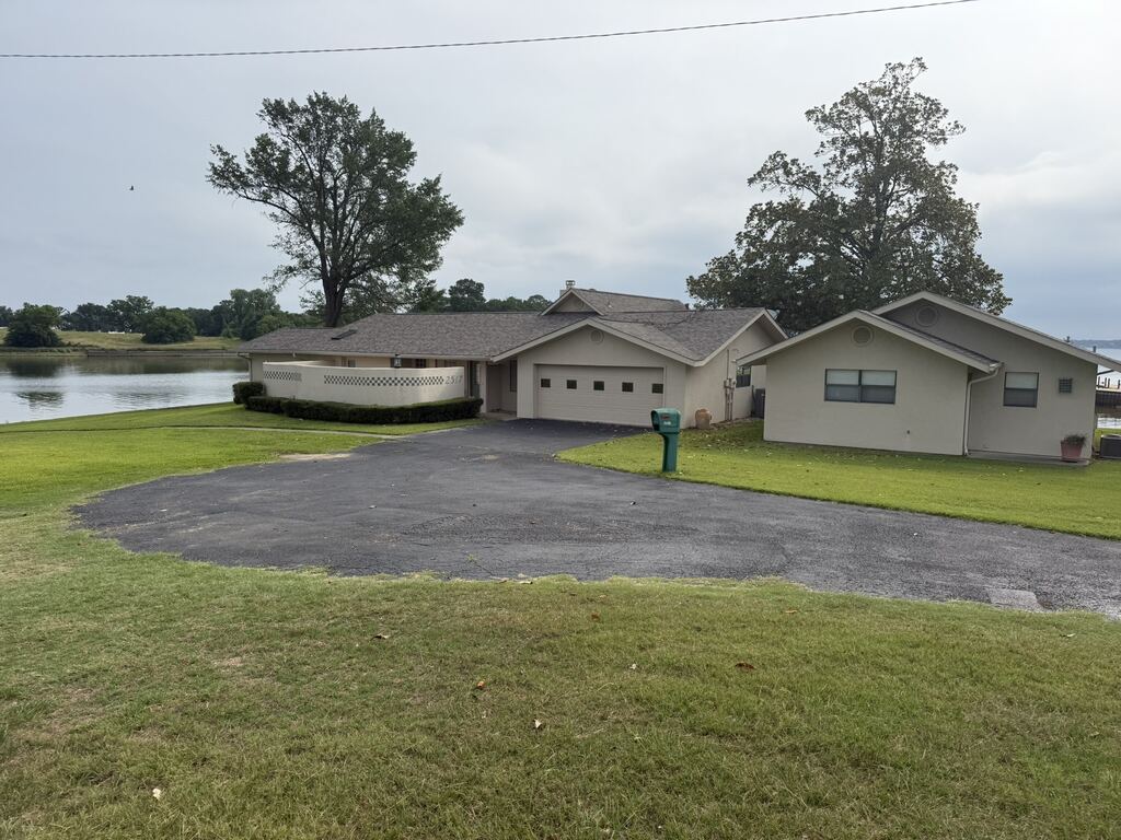 2517 Wildwood Way, Tool, TX 75143 — photo 1