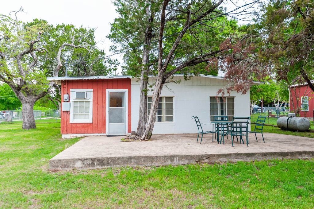 137 Center Loop, Whitney, TX 76692 — photo 1