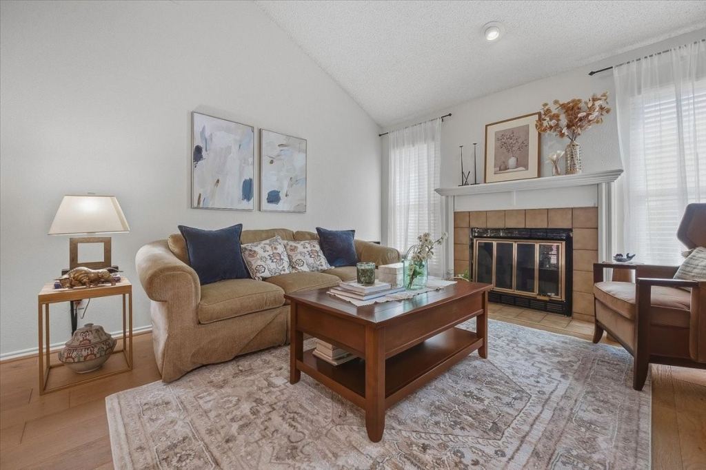264 Jefferson Parkway, Fort Worth, TX 76107 — photo 1
