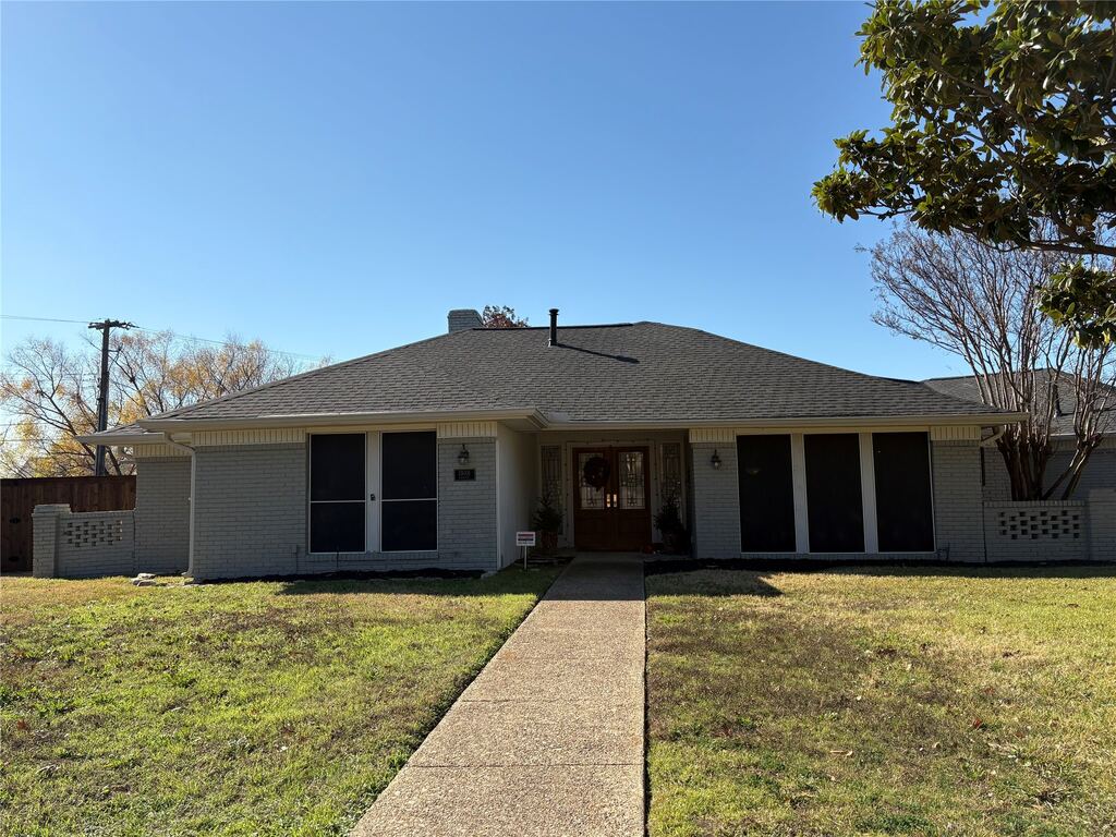 13001 Harkness, Dallas, TX 75243 — photo 1