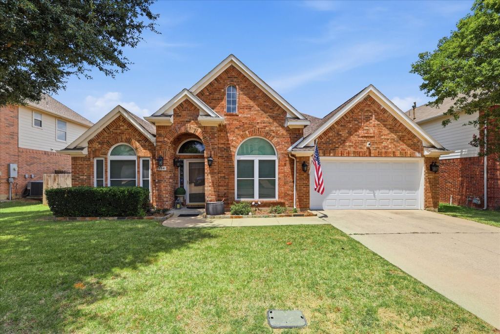 5541 Cranberry Drive, Fort Worth, TX 76137 — photo 1