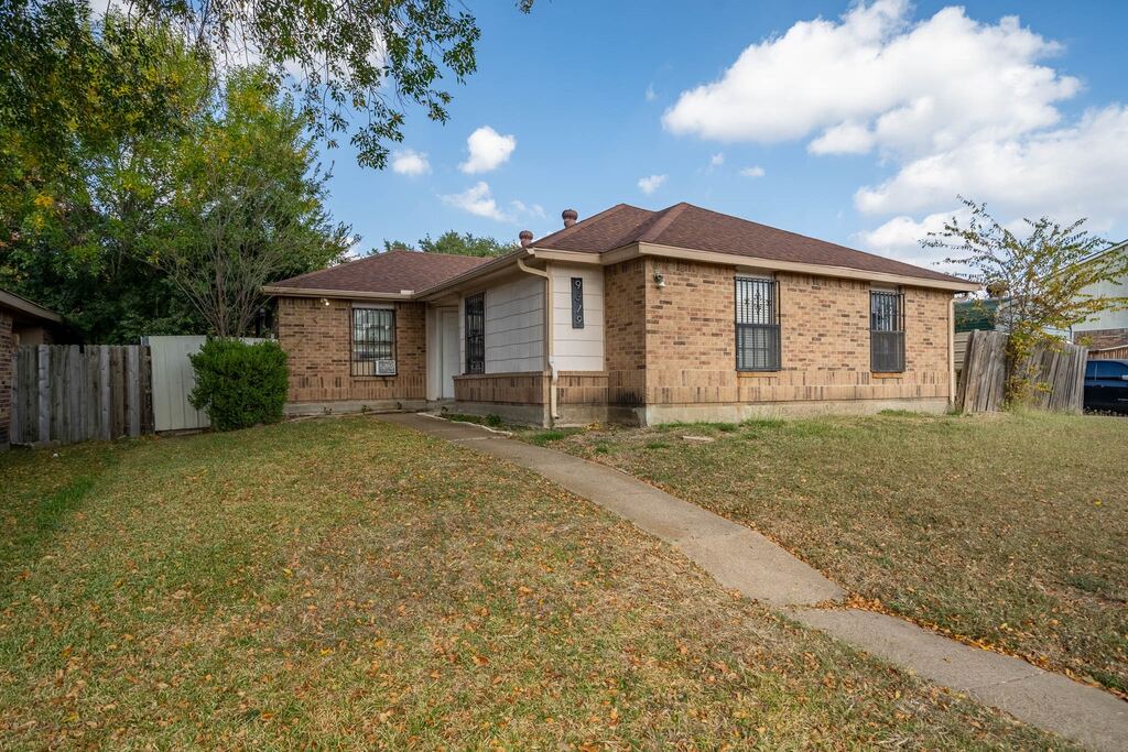 9319 Rutherglen Drive, Dallas, TX 75227 — photo 1