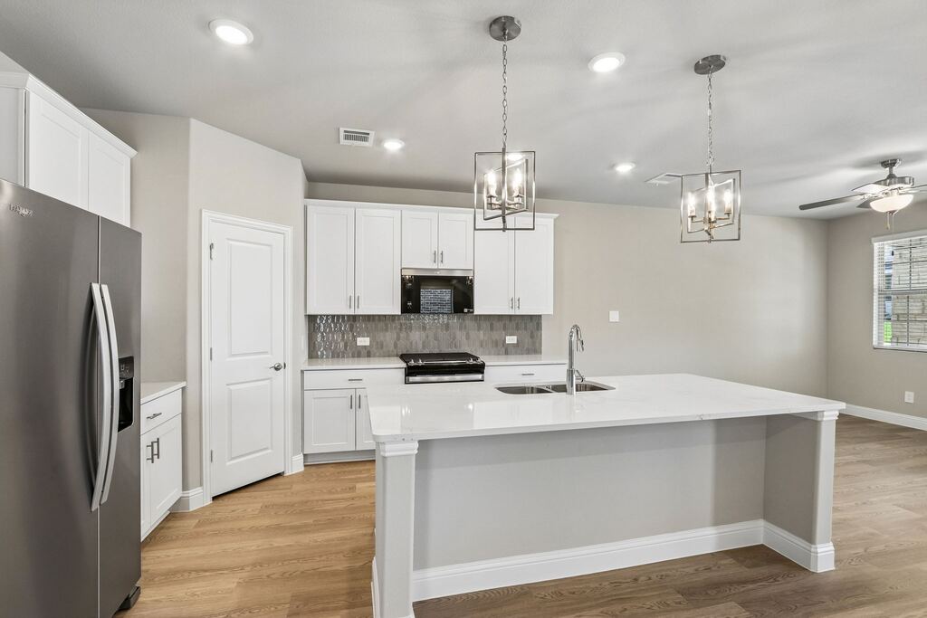 2717 Kobuk Drive, Corinth, TX 76210 — photo 1