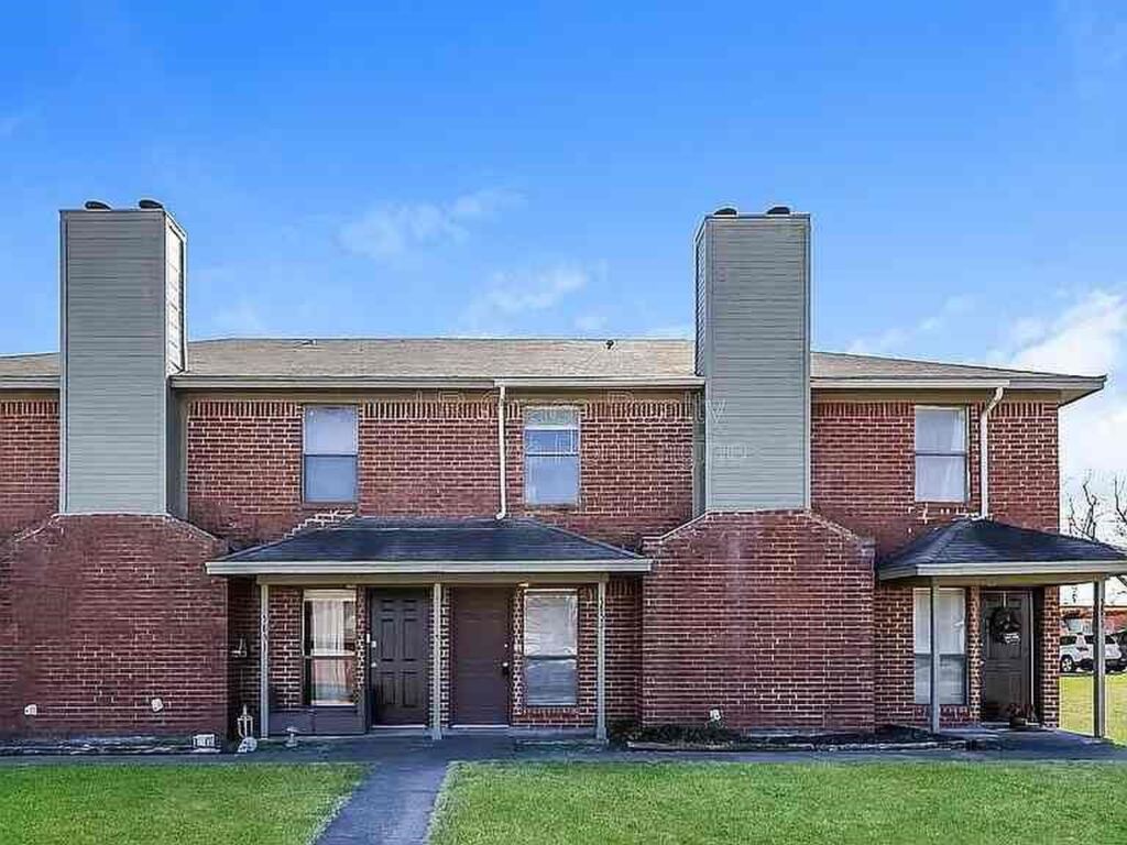 5901 Shadydell Drive, Fort Worth, TX 76135 — photo 1