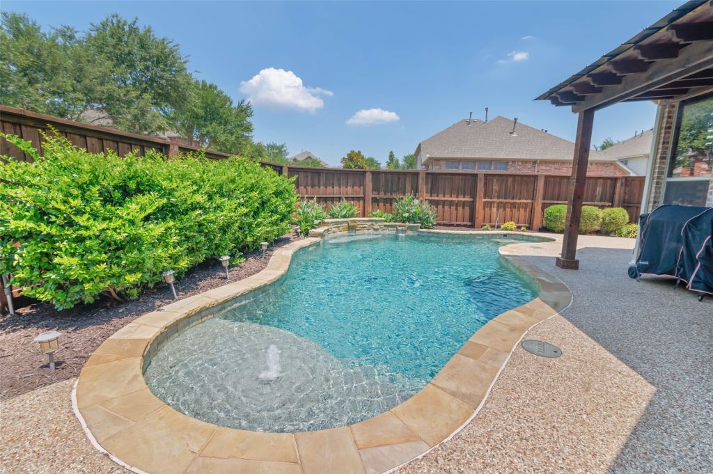 964 Cougar Drive